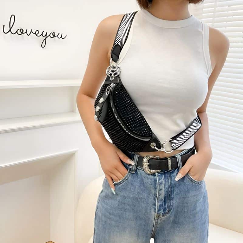 sac banane pour femme en cuir brillant noir
