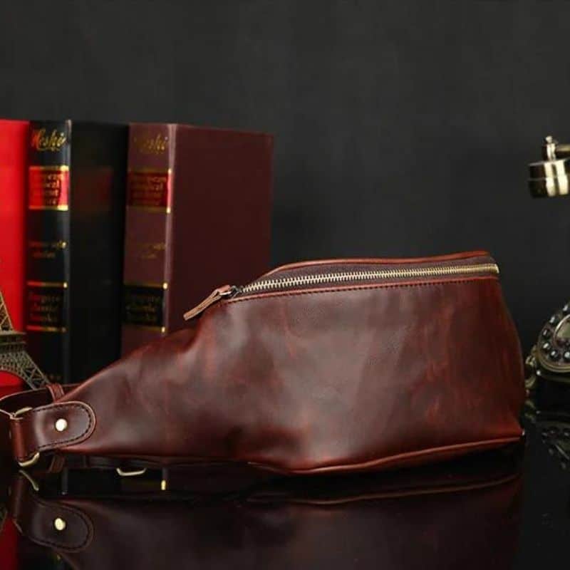 sac banane bordeaux homme design