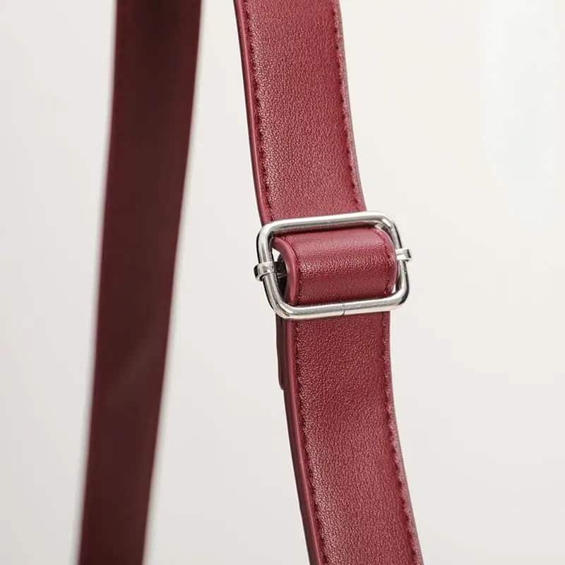 sac banane italien chic bordeaux boucle
